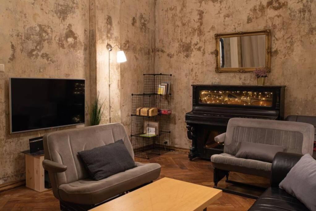 Horse House Apartment Riga Ngoại thất bức ảnh